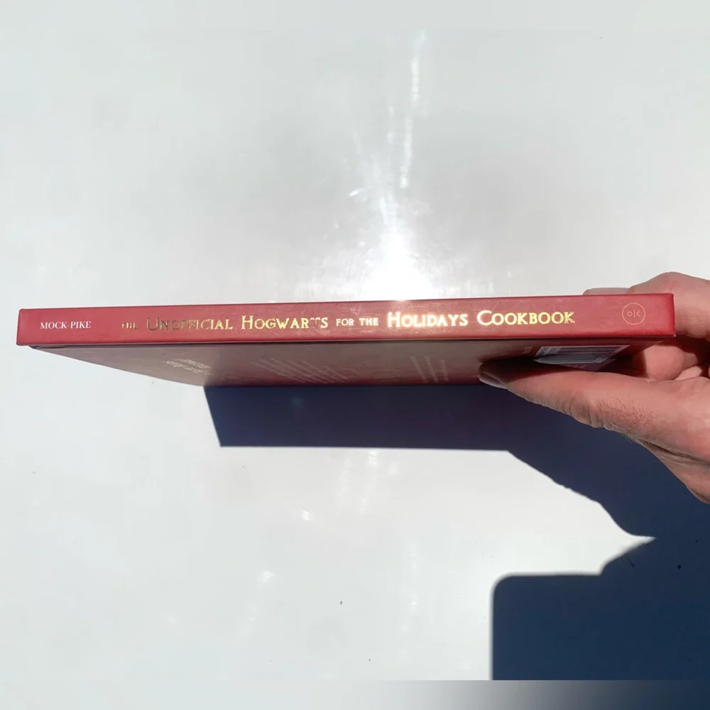 The Unofficial Hogwarts for the Holidays Cookbook 2020 Hardcover